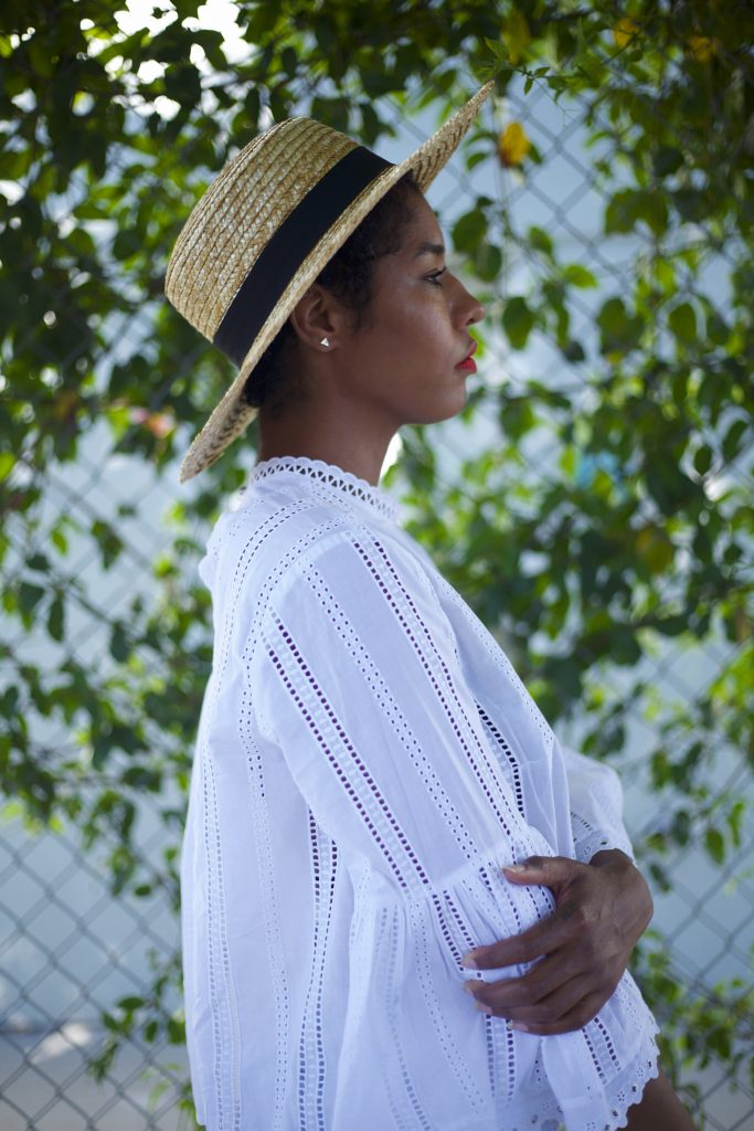effortless summer style. straw boater hat outfit. la fashion blogger