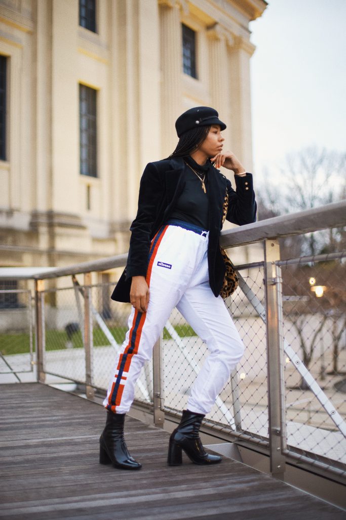 How to style track pants. Dress up athlesiure outfit with blazer ellesse USA. Brooklyn New York black girl fashion style blogger blog influencer